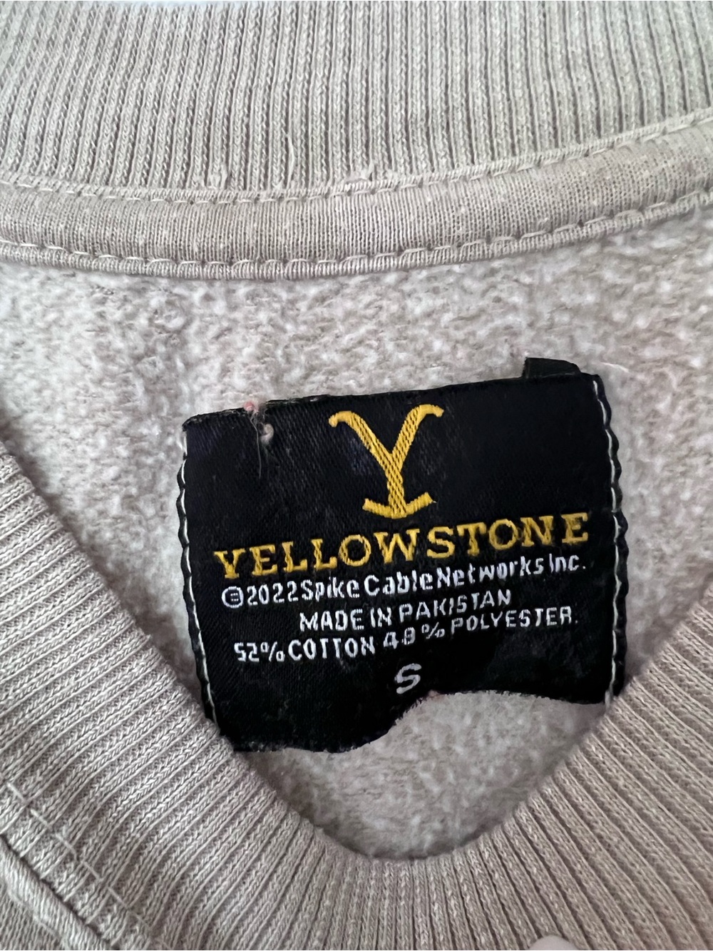 Yellowstone For The Brand Montana Graphic Crewneck Sweatshirt - Taupe - Picture 3 of 5
